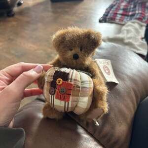 Boyds Bears Carmen Autumntyme H.B.'s Heirloom Series Plush Bear with Patchwork P